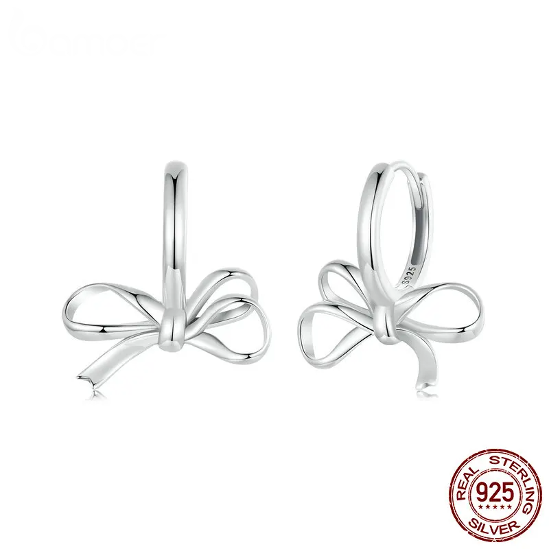 Bow earrings