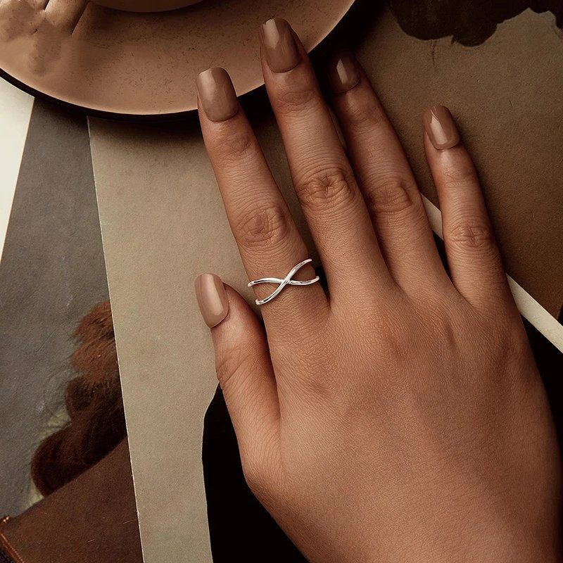 X Ring Criss Cross Ring