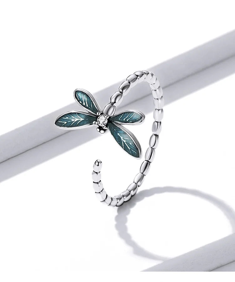 Antique Green Dragonfly Ring in Sterling Silver