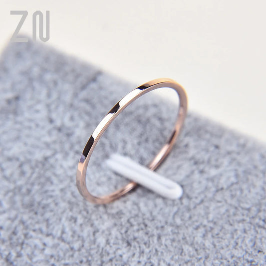 Elegant ocean ring