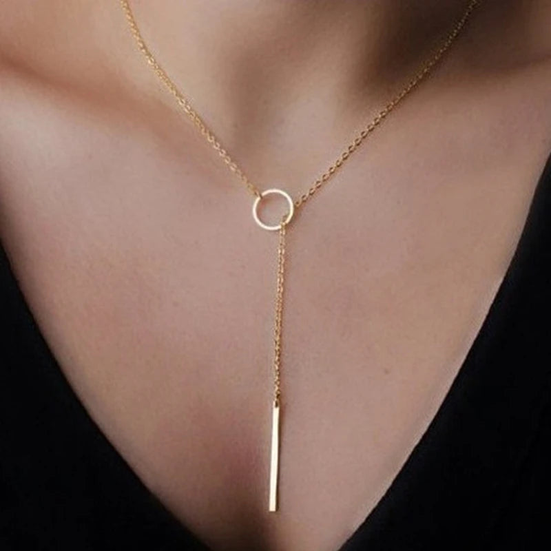 Simple Women's Round Stick Clavicle Necklace Pearl Leaf Necklace