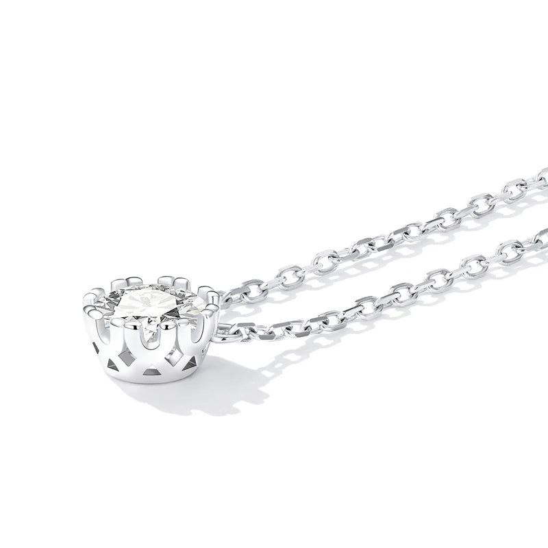 Gorgeous silver necklace studded with shiny zircon.