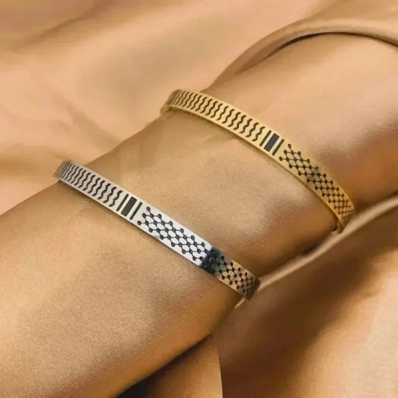 Fashionable And Exquisite New Vacuum Electroplated Stainless Steel Ethnic Style Open Bracelet For Couples Jewelry Accessories